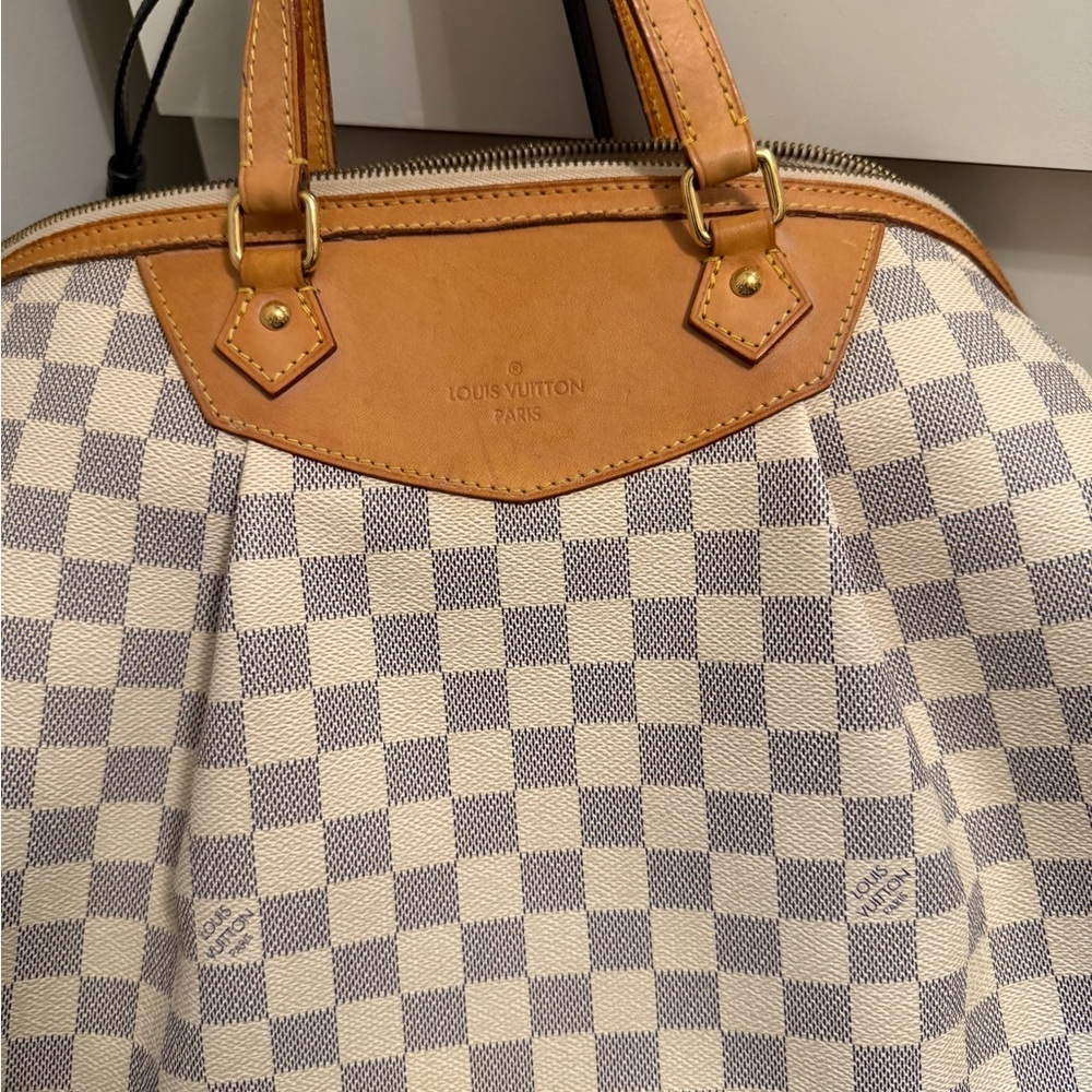 Louis Vuitton Damier Azur Tivoli GM - Picture 6 of 9